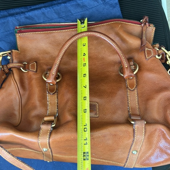 Dooney & Burke Elegant Brown Leather Handbag - Picture 8 of 17